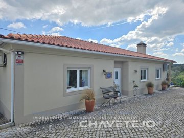 id07dbc301-0000-0500-0000-000018b563db