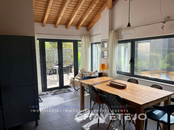Image No.11-3 Bed House for sale