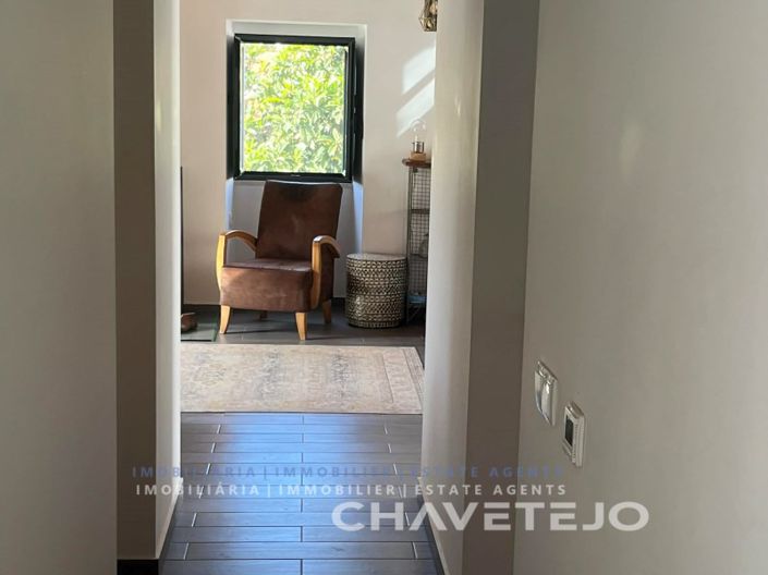 Image No.16-3 Bed House for sale