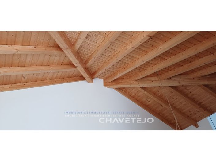 Image No.19-3 Bed House for sale