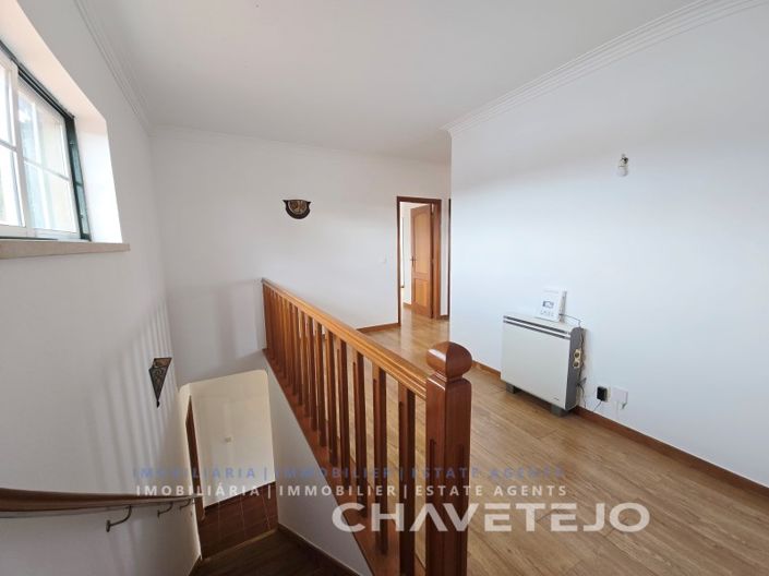 Image No.26-4 Bed House for sale