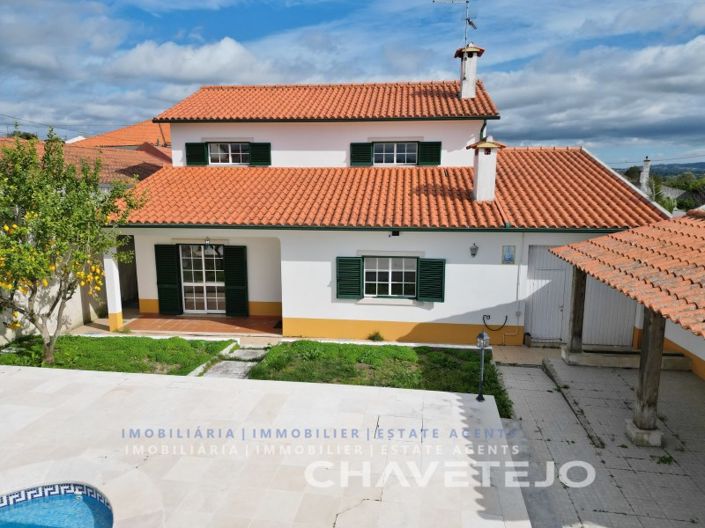 Image No.3-4 Bed House for sale