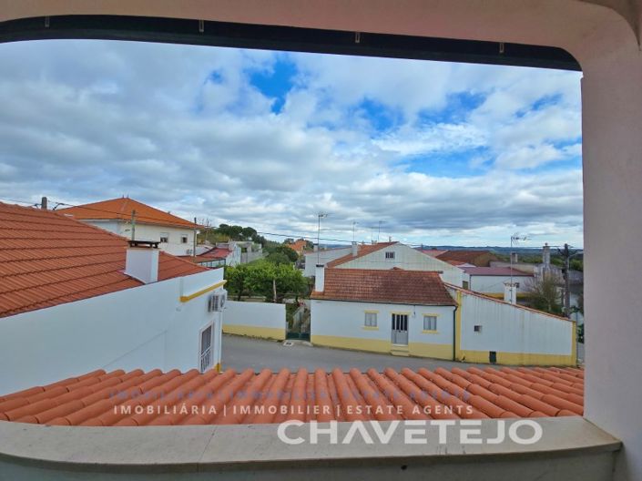 Image No.30-4 Bed House for sale