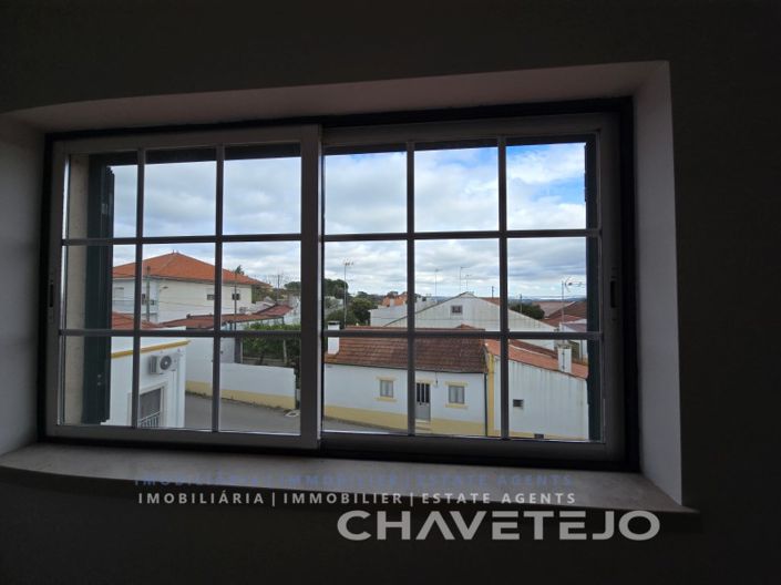 Image No.34-4 Bed House for sale