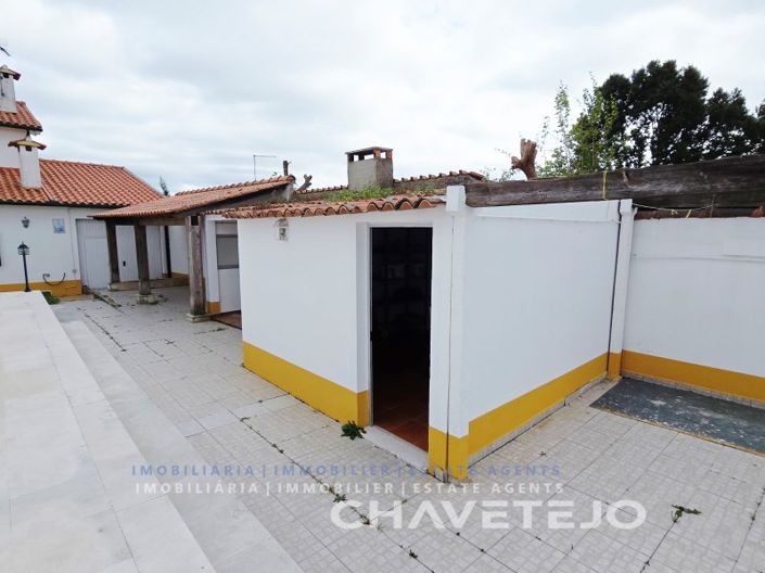 Image No.40-4 Bed House for sale