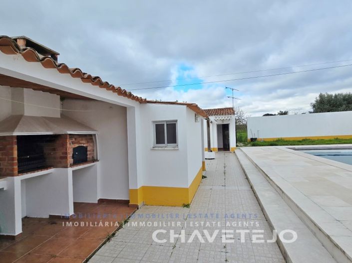 Image No.44-4 Bed House for sale