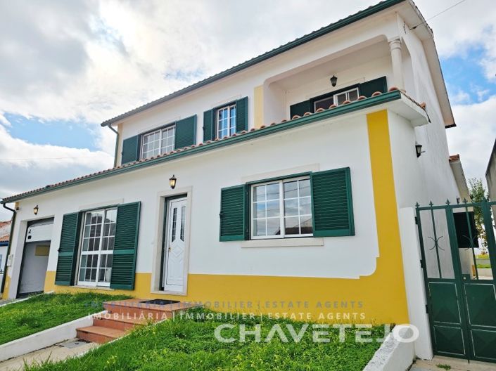 Image No.55-4 Bed House for sale