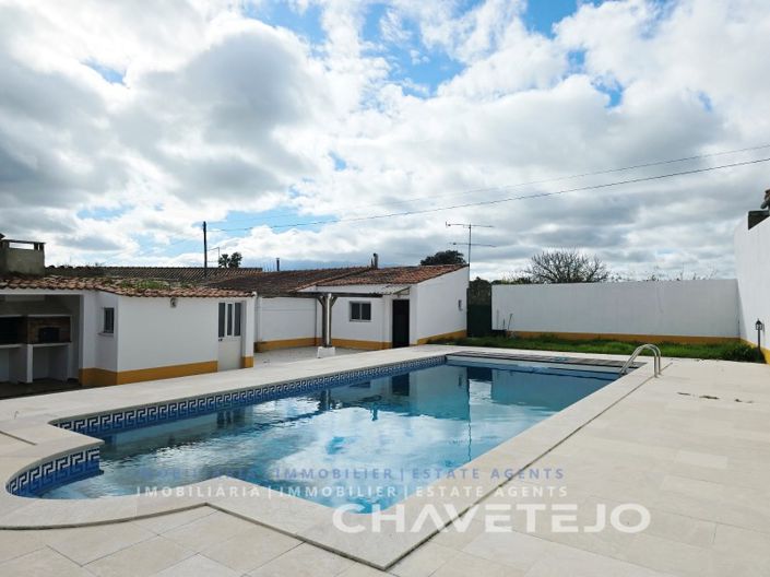 Image No.56-4 Bed House for sale