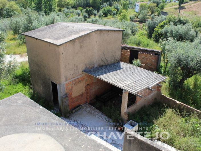 Image No.40-7 Bed House for sale