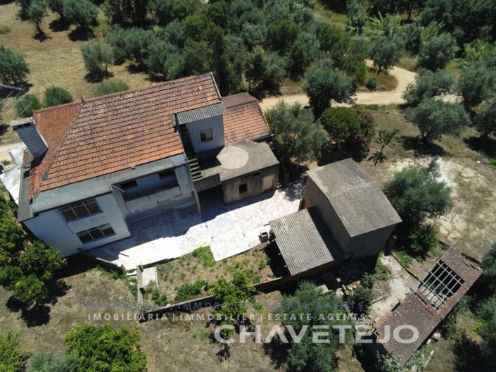 Image No.7-7 Bed House for sale