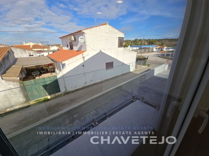 Image No.33-4 Bed House for sale