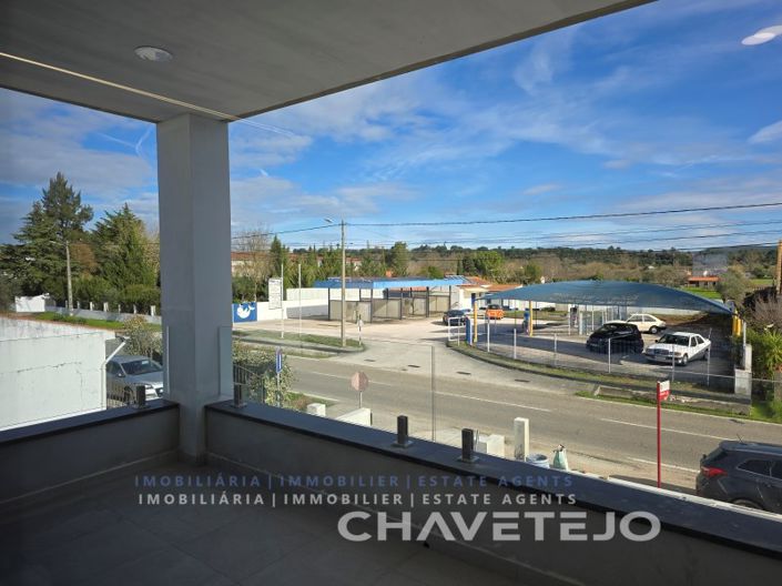 Image No.45-4 Bed House for sale