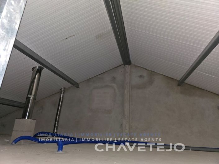 Image No.56-4 Bed House for sale