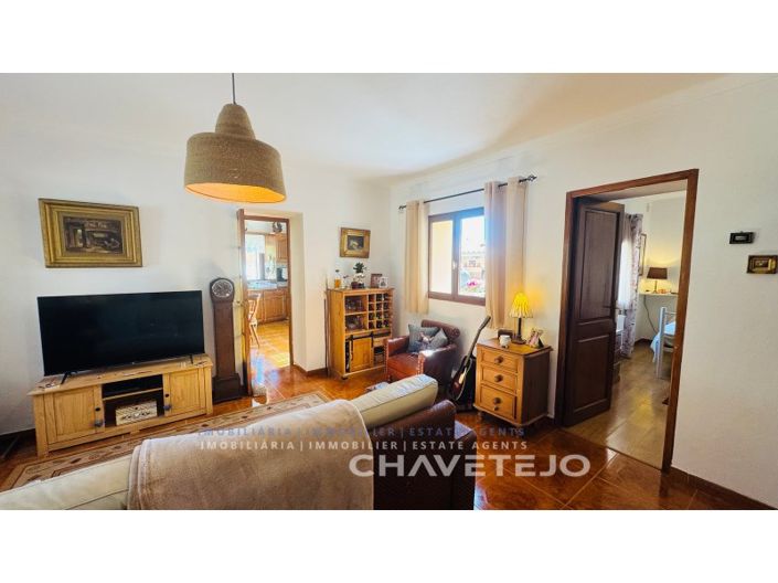 Image No.10-2 Bed House for sale