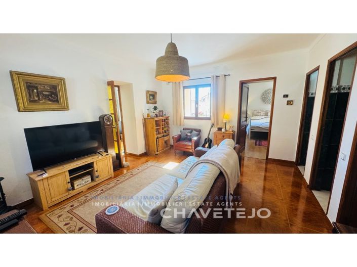 Image No.12-2 Bed House for sale