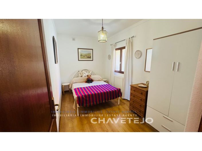 Image No.13-2 Bed House for sale