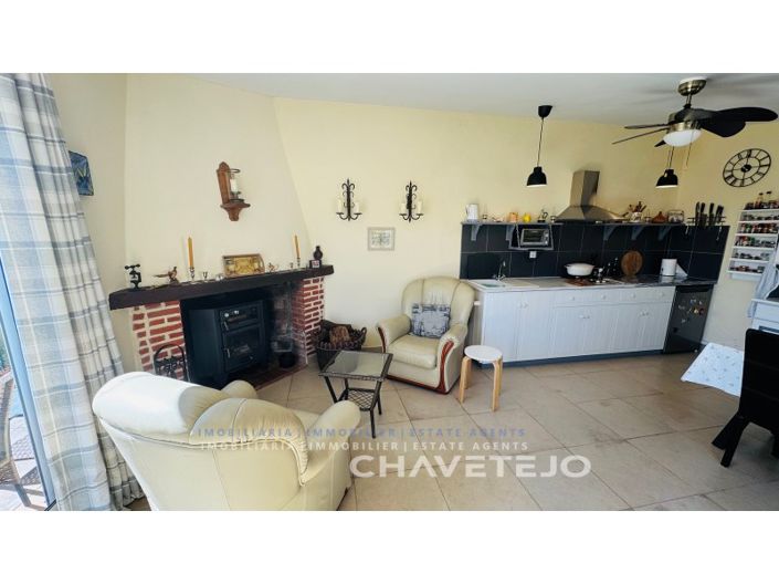 Image No.23-2 Bed House for sale