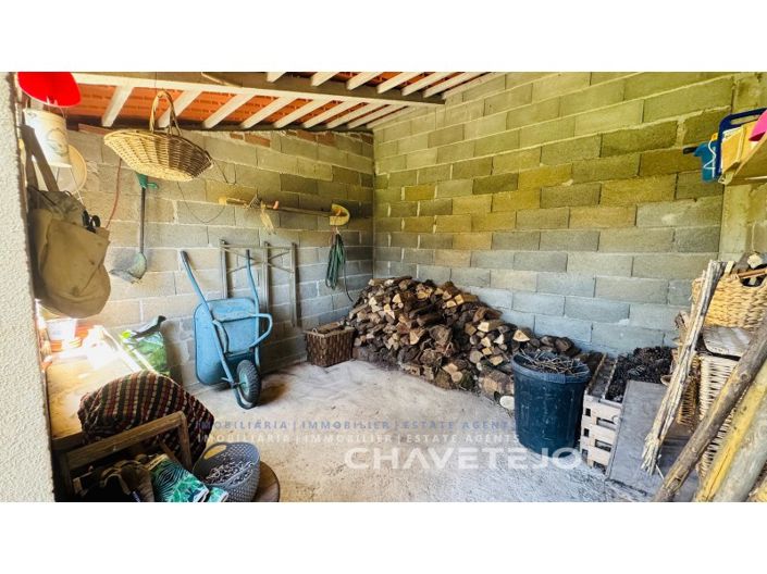 Image No.41-2 Bed House for sale