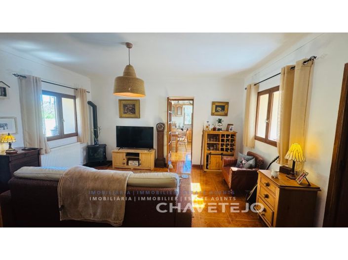 Image No.9-2 Bed House for sale