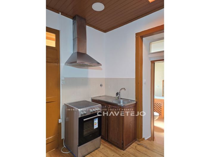 Image No.11-2 Bed House for sale