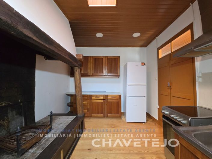 Image No.12-2 Bed House for sale