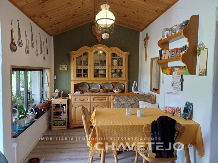 Image No.18-2 Bed House for sale