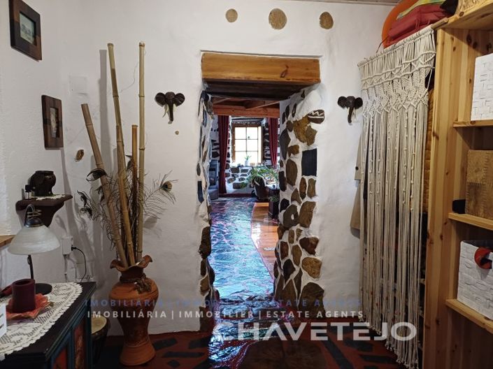 Image No.19-2 Bed House for sale