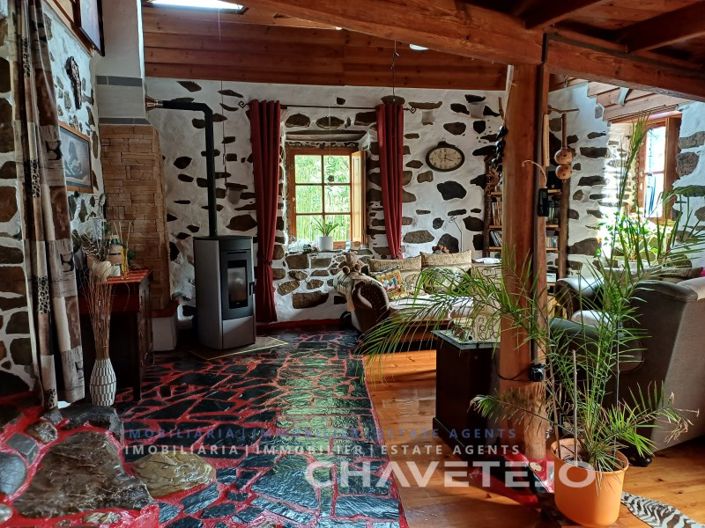 Image No.22-2 Bed House for sale