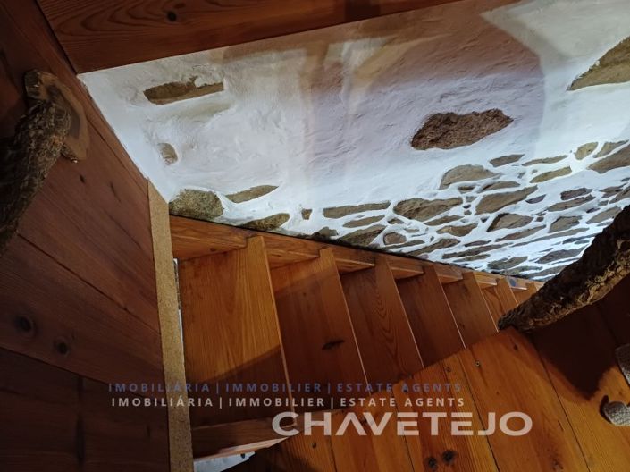 Image No.42-2 Bed House for sale