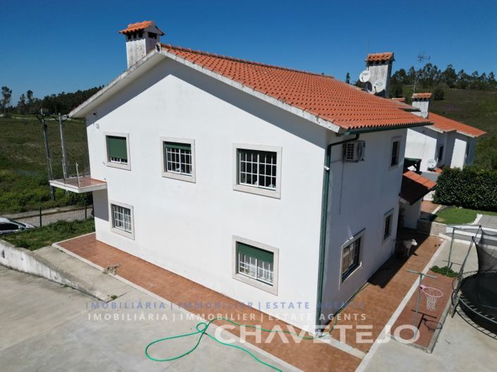 Image No.29-4 Bed House for sale