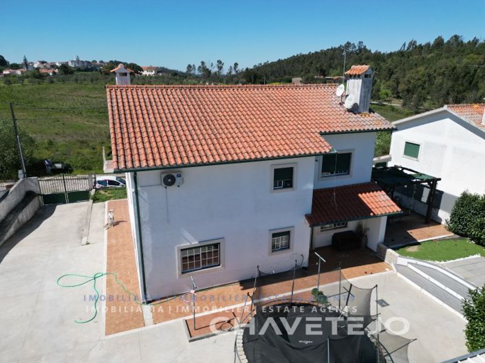 Image No.32-4 Bed House for sale