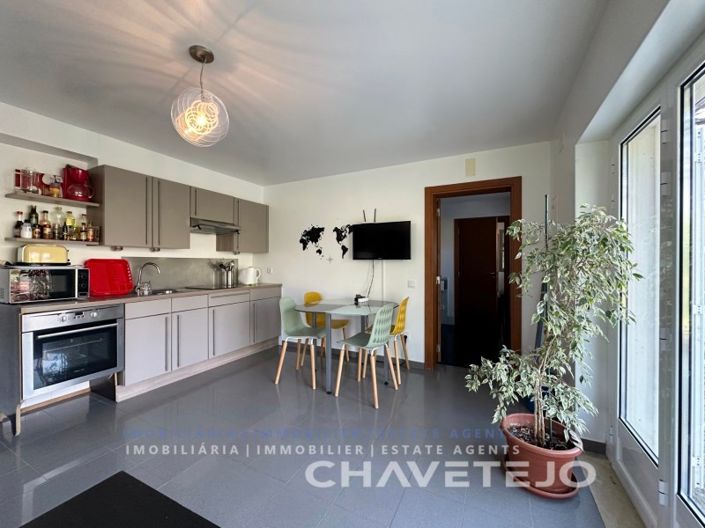 Image No.22-3 Bed House for sale