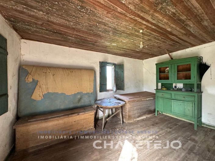 Image No.11-2 Bed House for sale