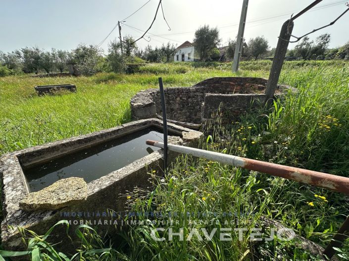 Image No.7-2 Bed House for sale