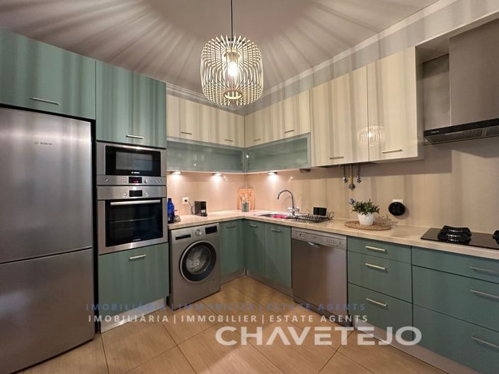 Image No.10-3 Bed Apartment for sale