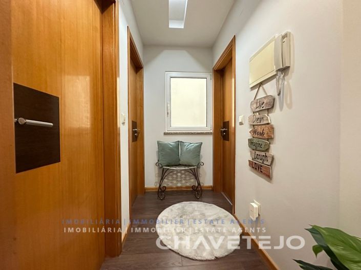 Image No.18-3 Bed Apartment for sale