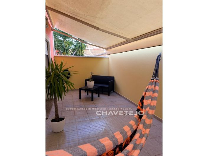 Image No.27-3 Bed Apartment for sale