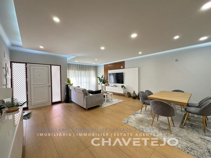 Image No.5-3 Bed Apartment for sale