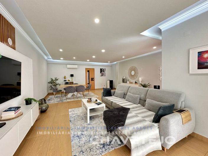 Image No.7-3 Bed Apartment for sale