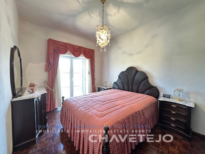 Image No.11-4 Bed House for sale