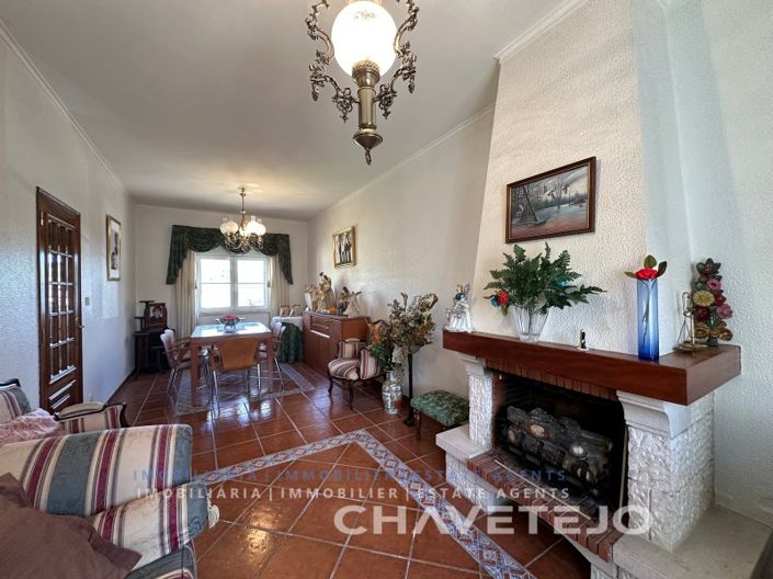 Image No.26-4 Bed House for sale