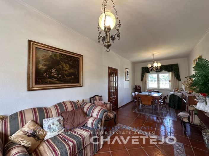 Image No.27-4 Bed House for sale