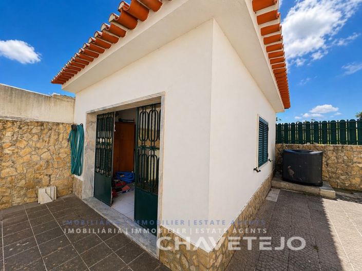 Image No.32-4 Bed House for sale