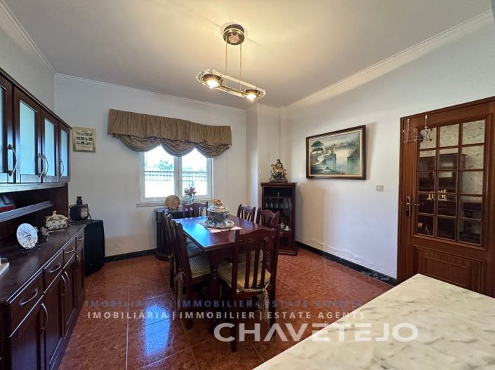 Image No.34-4 Bed House for sale