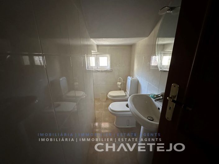 Image No.36-4 Bed House for sale