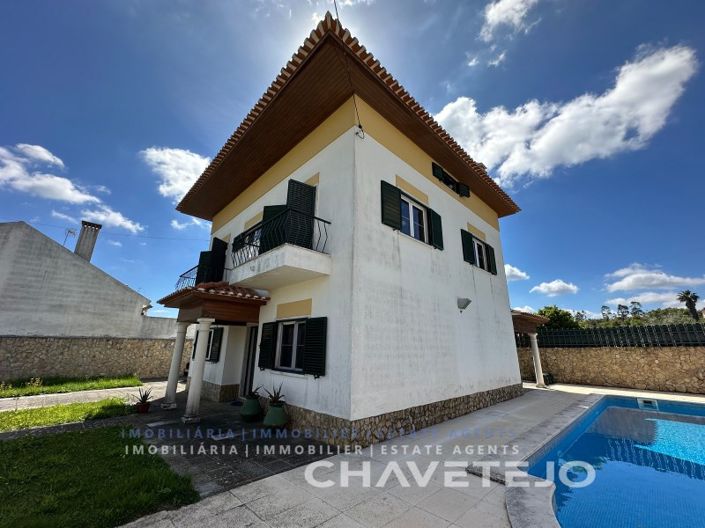 Image No.40-4 Bed House for sale