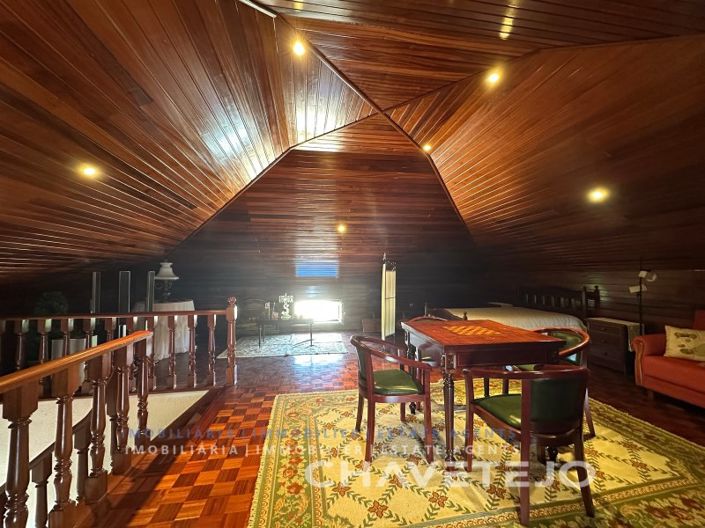 Image No.5-4 Bed House for sale