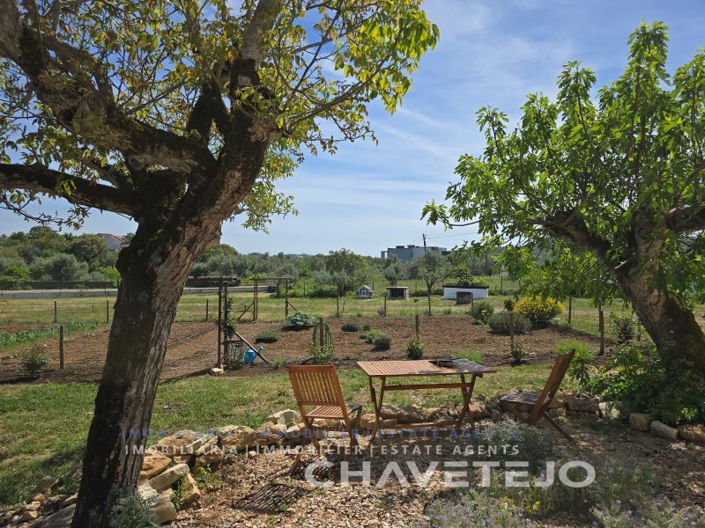 Image No.10-3 Bed House for sale