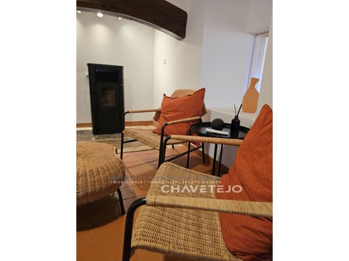 Image No.19-3 Bed House for sale