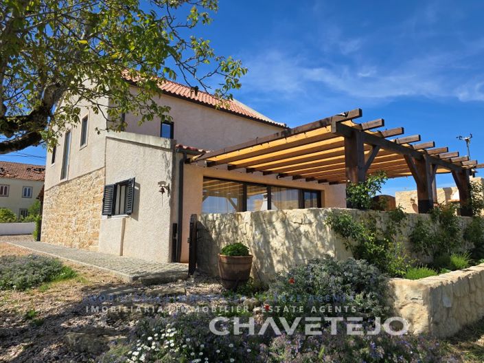 Image No.2-3 Bed House for sale